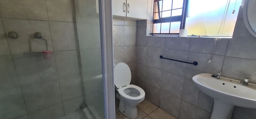 2 Bedroom Property for Sale in Parklands Western Cape